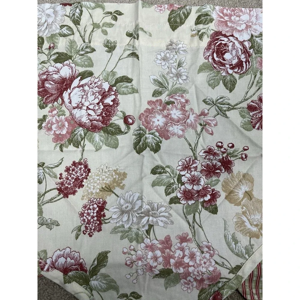 Home Trends Orchard Scarsdale Floral Rose Tassel Valance Panels Set Cottagecore